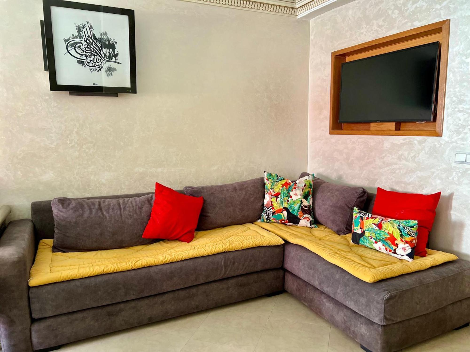 Apartment Casa Elegance - Near Voyageurs Station
